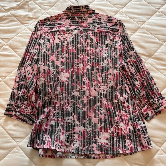 Christopher & Banks button up shirt - Picture 3 of 8